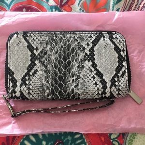 NWOT Snakeskin Wristlet